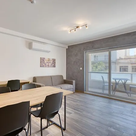 51 Suites, Fully Equipped 1br With Wifi * Tal Guardamangia