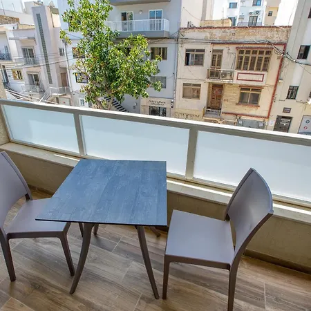 51 Suites, Fully Equipped 1br With Wifi Lejlighed Tal Guardamangia