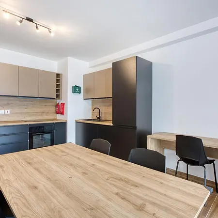 51 Suites, Fully Equipped 1br With Wifi * Tal Guardamangia