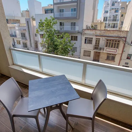 51 Suites, Fully Equipped 1br With Wifi Lejlighed Tal Guardamangia